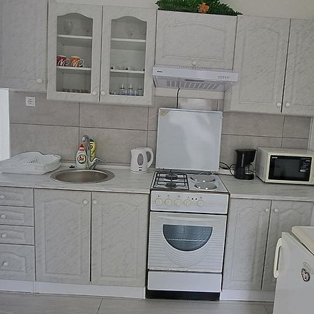 Apartmani Ana-Lora Lopar Exterior photo